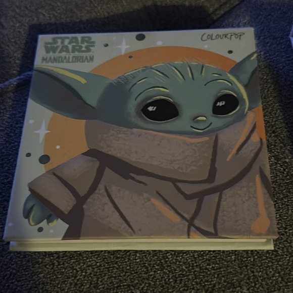 COLOURPOP Star Wars The Mandalorian Eyeshadow Palettes - Picture 2 of 10
